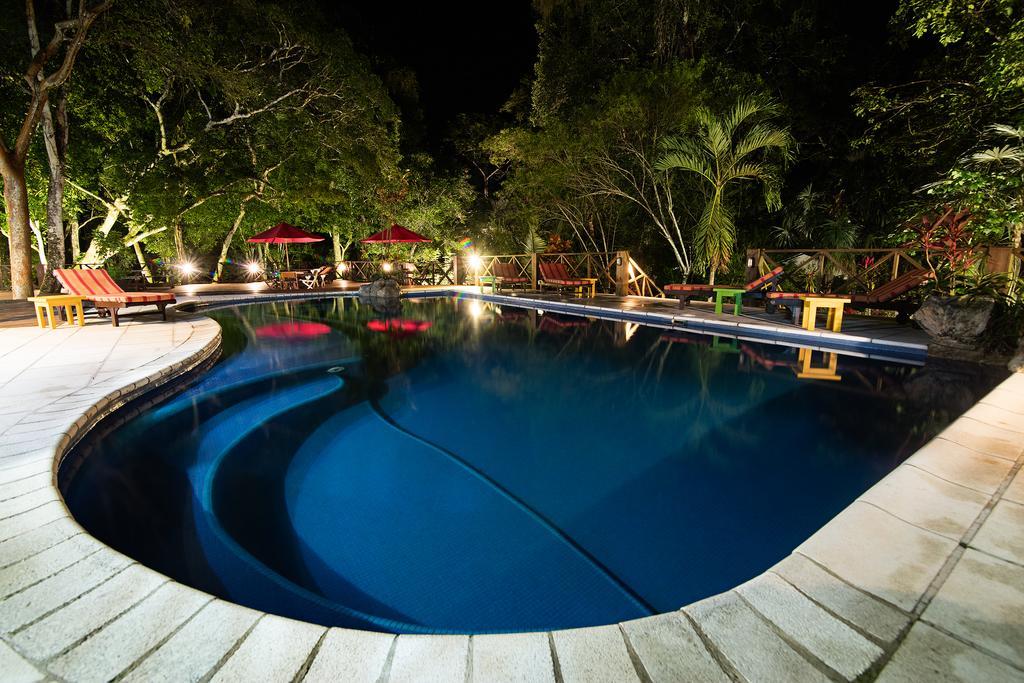 Jungle Lodge Tikal Hostal Dış mekan fotoğraf
